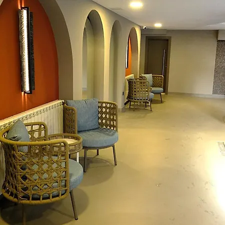 Mountainview Ski, & Thermal アパート *