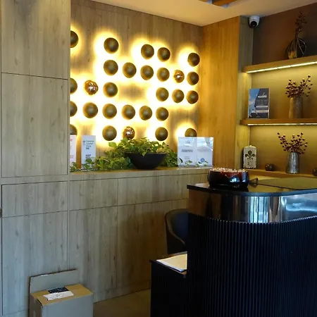 Mountainview Ski, & Thermal アパート