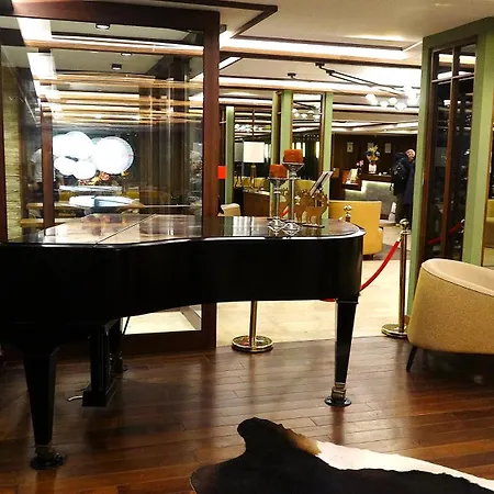 アパート Mountainview Ski, & Thermal